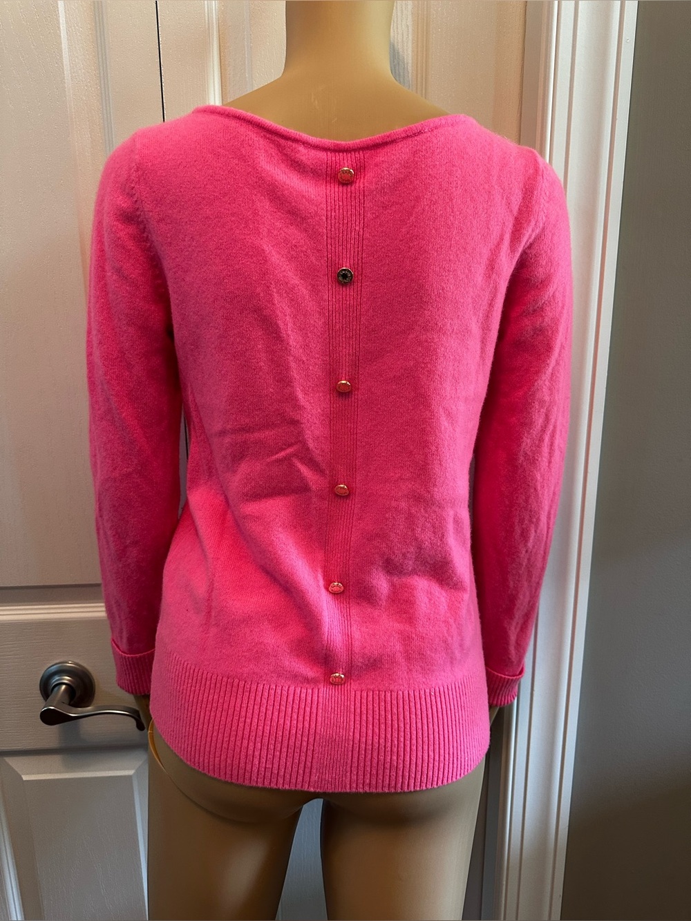 Lilly Pulitzer Melon Pink Cashmere Scoop Neck Sweater - Picture 6 of 7